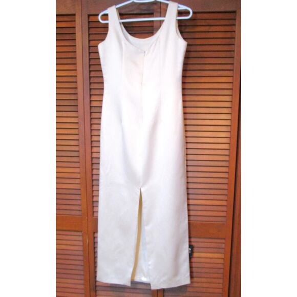 Ever Beauty Women's Formal Evening Gown Beige Shoulder Straps Lined Size 8 - Picture 3 of 4